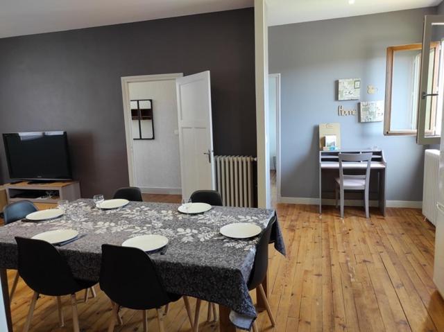 Bonheur And Co Apartment Espalion Exterior photo